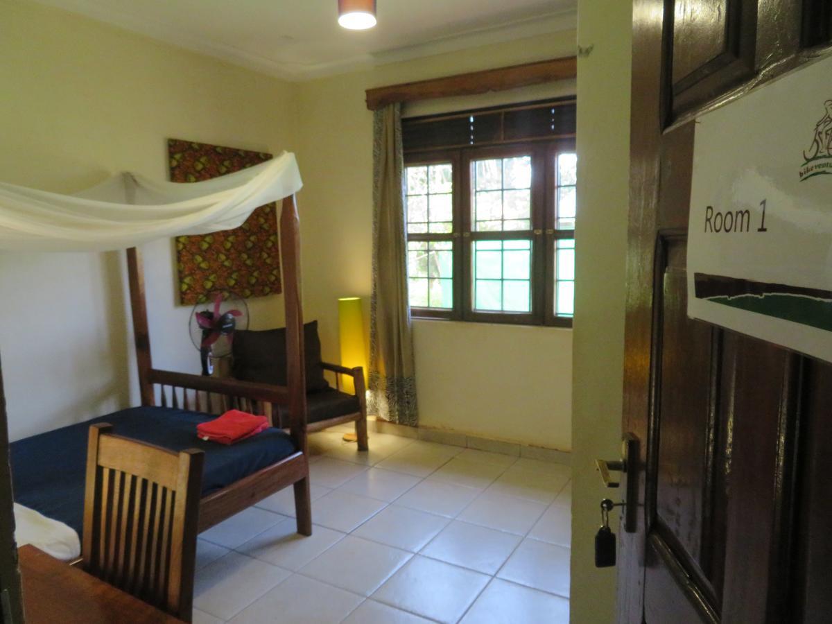 Bikeventures House Uganda 호텔 진자 외부 사진